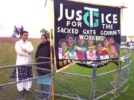 Gate Gourmet sacked workers out on the picket line yesterday, angry at the proposed settlement and determined to reject it