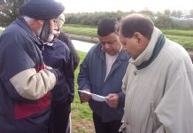 Locked-out Gate Gourmet pickets on Saturday morning read news of British Airways’ threats to make more sackings to boost profits