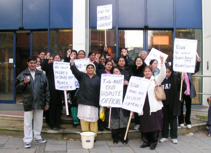 A delegation of Gate Gourmet  sacked workers outside TGWU headquarters on November 22 after meeting Brendan Gold TGWU national secretary, and insisting that they will not accept the Compromise Agreement