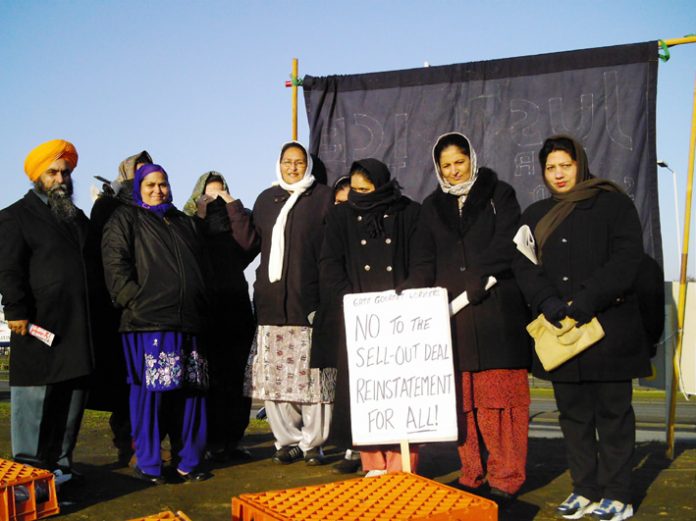 Despite the intense cold pickets were out yesterday on the hill at Heathrow near to the Gate Gourmet plant