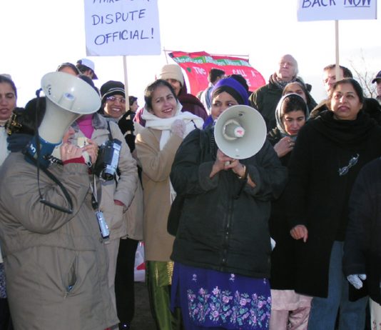 Locked-out Gate Gourmet workers on the picket line over Christmas – confident of victory in 2006