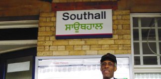 Gate Gourmet locked-out workers at Southall station winning support campaigning for their conference
