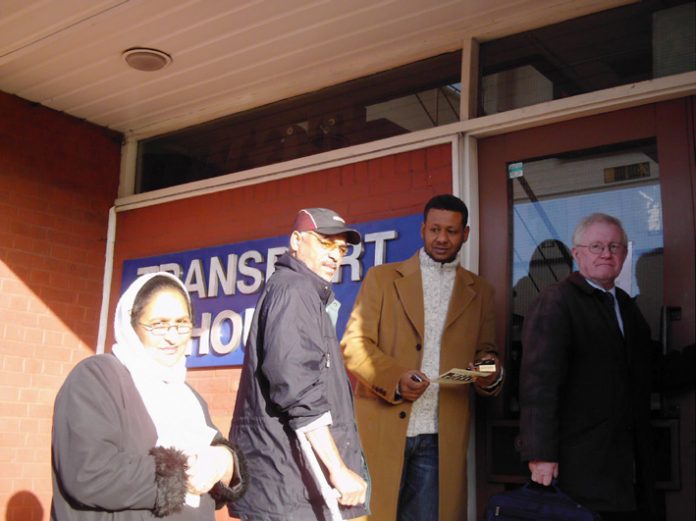 Gate Gourmet locked-out worker Lakhinder campaigning before a meeting of TGWU busworker reps in Hillingdon