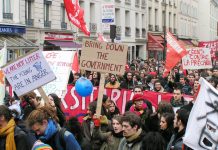 A section of yesterday’s mass demonstration of student and school youth marching to demand that either the CPE first job contract must go or the government will be brought down