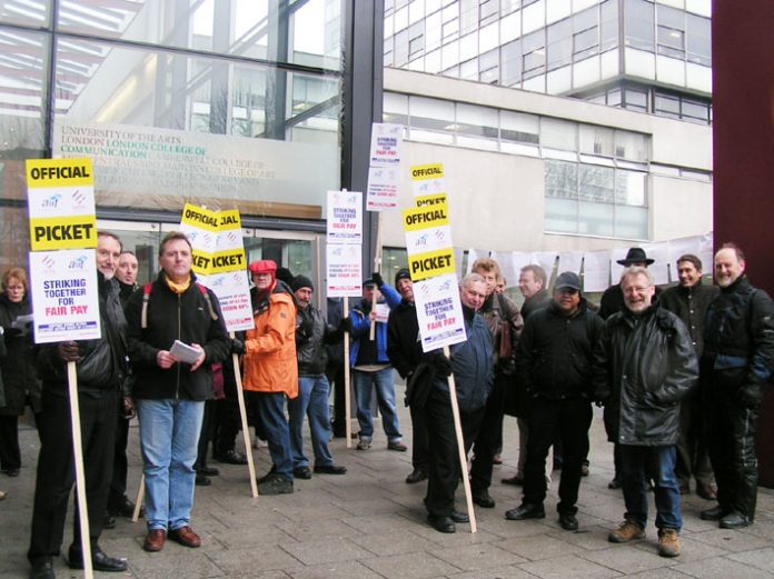 Solid support for the national strike action on March 7 by lecturers at the London College of Communication