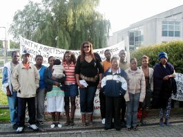 ‘RETURN US BACK TO OUR ISLAND’ – say Chagossians evicted by US and UK imperialism Chagos Islanders protest outside the Social Services building in Crawley