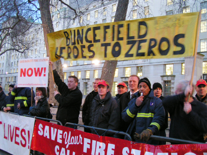 Hertfordshire firefighters lobbied Downing St in March over the announced closure of fire stations, rather than attend  Blair’s reception for Buncefield fire heroes