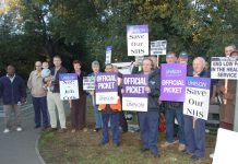 UNISON members at Whipps Cross hospital on August 30 during a successful struggle for pay parity  – now fighting plans to close the hospital’s A&E department