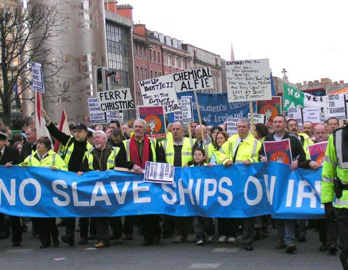 100,000-strong demonstration through Dublin on December 12 2005 in support of the Irish Ferries workers’ occupation