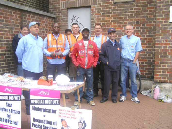 CWU Pickets at the Wood Green delivery office last Friday
