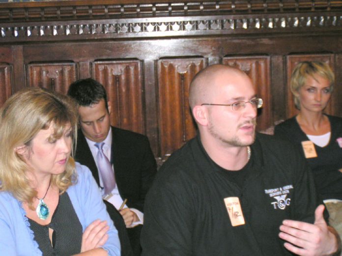 Polish migrants gave a press conference with the TGWU trade union at the House of Commons in December 2005 about gangmasters’