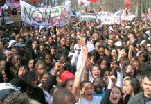 French youth in Paris taking part in the April 2006 general strike