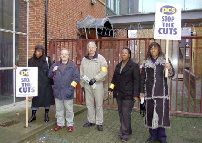 PCS picket line at Peckham JobCentre on Thursday morning