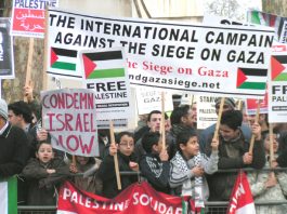 END GAZA SANCTIONS! – Palestinian Return Centre steps up campaigns A section of the 5,000-strong demonstration outside Downing Street on January 26 demanding an end to the siege on Gaza
