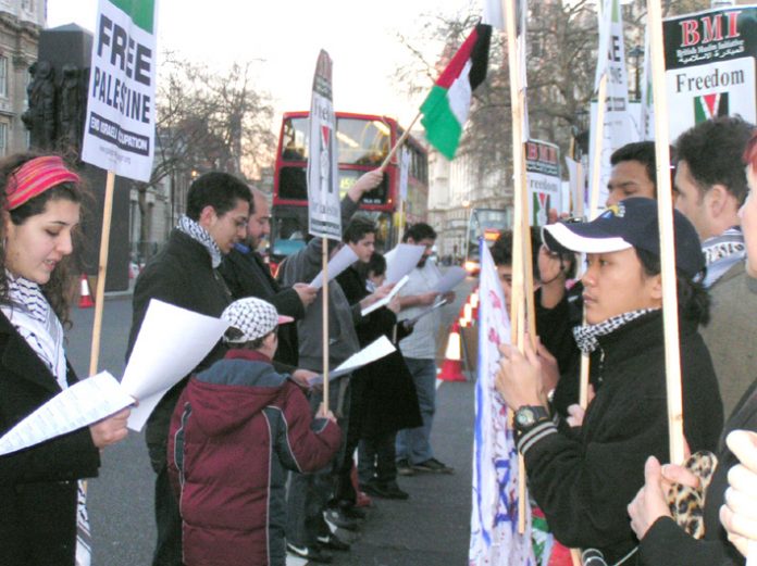 The names of Palestinians who have died because they could not leave Gaza to get medical treatment were read out at the picket