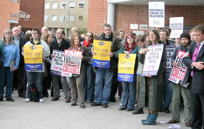 UCU members took strike action alongside members of the PCS civil service union and the National Union of Teachers on April 24