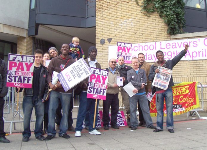 Enthusiastic students joined UCU lecturers on the picket line during the April 24th strike of lecturers, civil servants and teachers