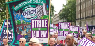 Local government workers fighting pay cuts while the Labour government is handing out billions to bankers
