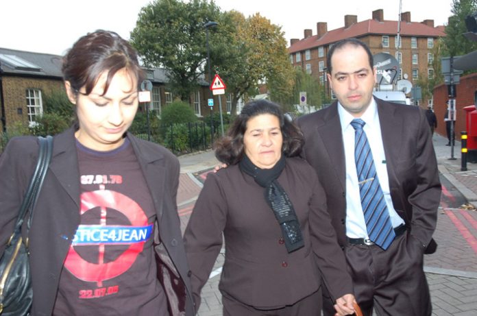Jean Charles de Menezes’ mother, MARIA OTONE DE MENEZES (centre) and his brother GIOVANI arriving at the inquest last week