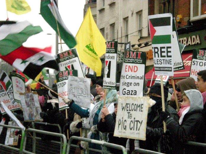 Angry picket of the Israeli Embassy in London on New Year’s Day