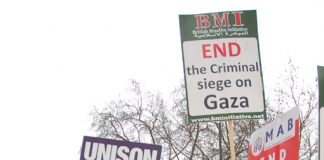 Marchers on last Saturday’s demonstration in London demand the lifting of the siege on Gaza