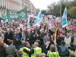 Mass rally in Dublin during the December 2005 general strike in support of the Irish Ferries workers’ occupation to defend their jobs