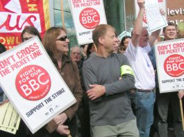 BBC pay fight looms BBC staff in a joint picket by the NUJ, BECTU and Amicus unions during the strike action in 2006