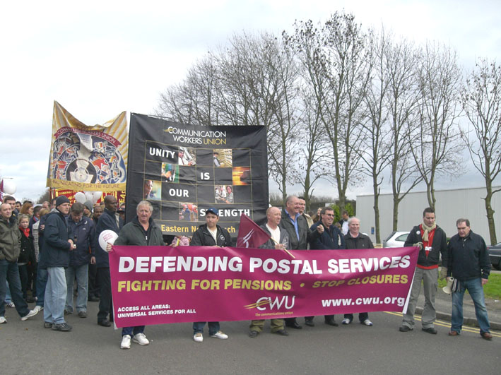 Royal Mail workers march in Milton Keynes – face privatisation at the hands of a government desperate for cash