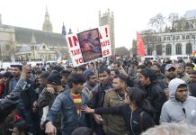 Thousands of Tamils poured into Parliament Square yesterday, after police broke up their overnight sit-down protest on Westminster Bridge