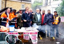 Stamford Hill Delivery office workers enjoyed a good day on the picket line last Wednesday