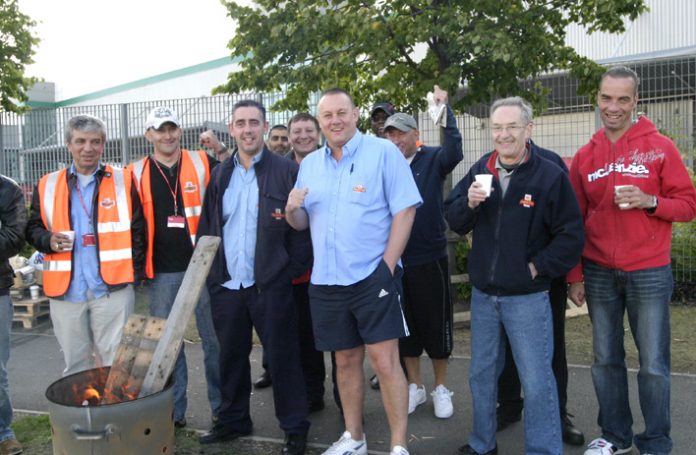 CWU pickets at the East London Mail Centre called for national strike action