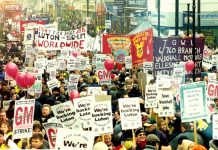 Over 20,000 workers, including GM workers from Germany, marched through Luton against the closure of thauxhall plant in 2001.