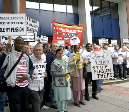 Sacked Visteon workers, retirees, and a delegation of sacked Gate Gourmet workers lobbying Unite head office yesterday