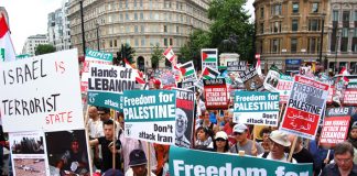 Marchers in London during the 2006 Israeli attack on the Lebanon demanding ‘Free Palestine’ and ‘Don’t attack Iran’