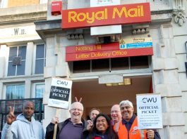 London And Cambridge Strike Action! CWU members in Notting Hill determined to win