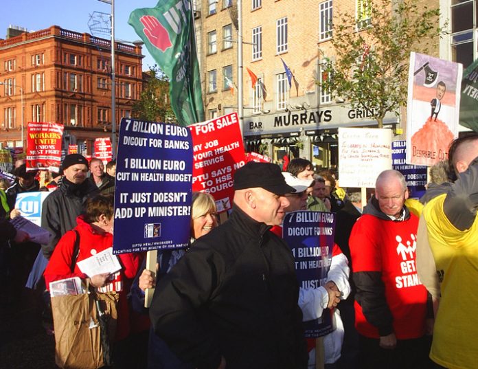 Section of the 100,000-strong march in Dublin on November 6th against the Irish government’s attacks on jobs and wages