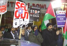 Protesters at the 2,000-strong picket of the Israeli embassy on Sunday demanding an end to the siege on Gaza