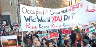 London Marchers demonstrating against the Israeli bombing of Gaza in January last year show their support for the Palestinian resistance