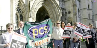 PCS members lobby the Court of Appeal during their legal action against pension cuts
