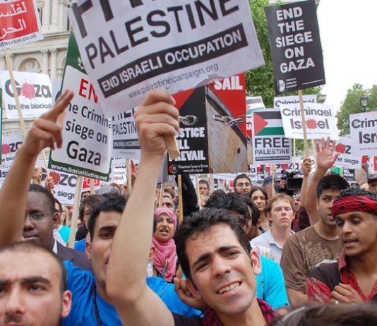 Marchers in London on June 12 condemn the Israeli attack on the siege-breaking ‘Freedom Flotilla’ to Gaza