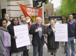 Labour Pressing Ahead With Heygate Estate Demolition! Tenants picket Southwark Town Hall with the South-East London Council of Action in May against the demolition plans and demanding refurbishment and reopening of sealed-up homes on Heygate and Aylesbury