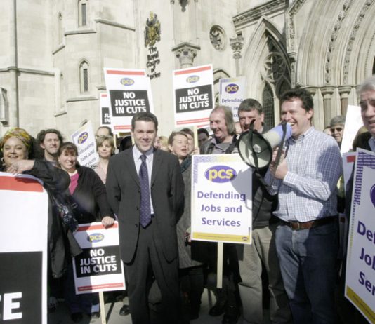 PCS General Secretary SERWOTKA with members demonstrating outside the Law Courts against Labour’s attempt to destroy their redundancy agreement
