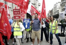 BA cabin crew celebrating their High Court victory in May condemned BA management ‘bullying’