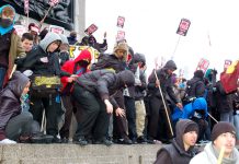 Hundreds of school youth on the plinth at Trafalgar Square before last Wednesday’s march on parliament