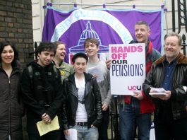 MASSIVE UCU ACTION! – in defence of pensions Students join lecturers on the picket line outside University College London yesterday morning