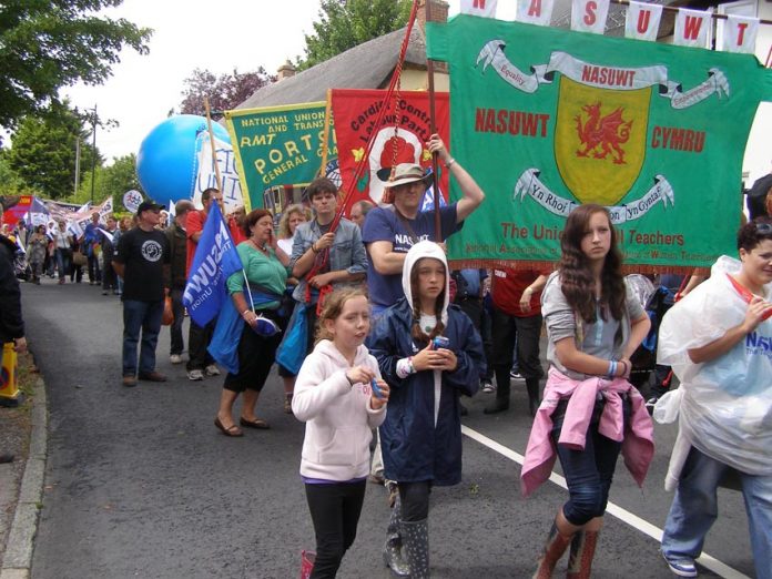 Over 10,000 workers and their families took part in the annual Tolpuddle Martyrs Anniversary March on Sunday, remembering the famous struggle by Dorset agricultural labourers for trade union rights, and expressing their anger at the crisis-ridden Tory coa