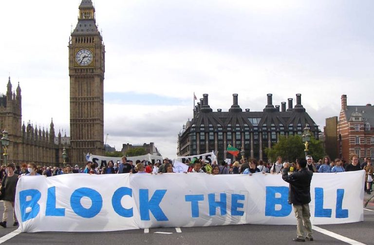 Thousands of demonstrators on Westminster Bridge on Sunday demanding the scrapping of the Tory coalition’s Health Bill