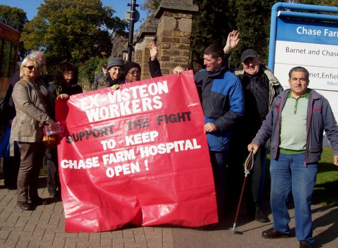 Ex-Visteon/Ford workers and their banner on the picket line last Tuesday