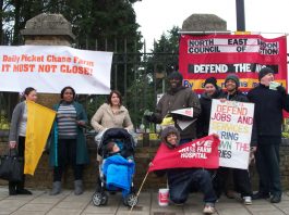 Nurses and patients joined the picket on Monday