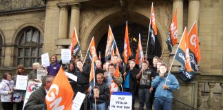 Striking Sheffield recycling workers lobbied the Labour council in Sheffield yesterday fighting wage and job cuts